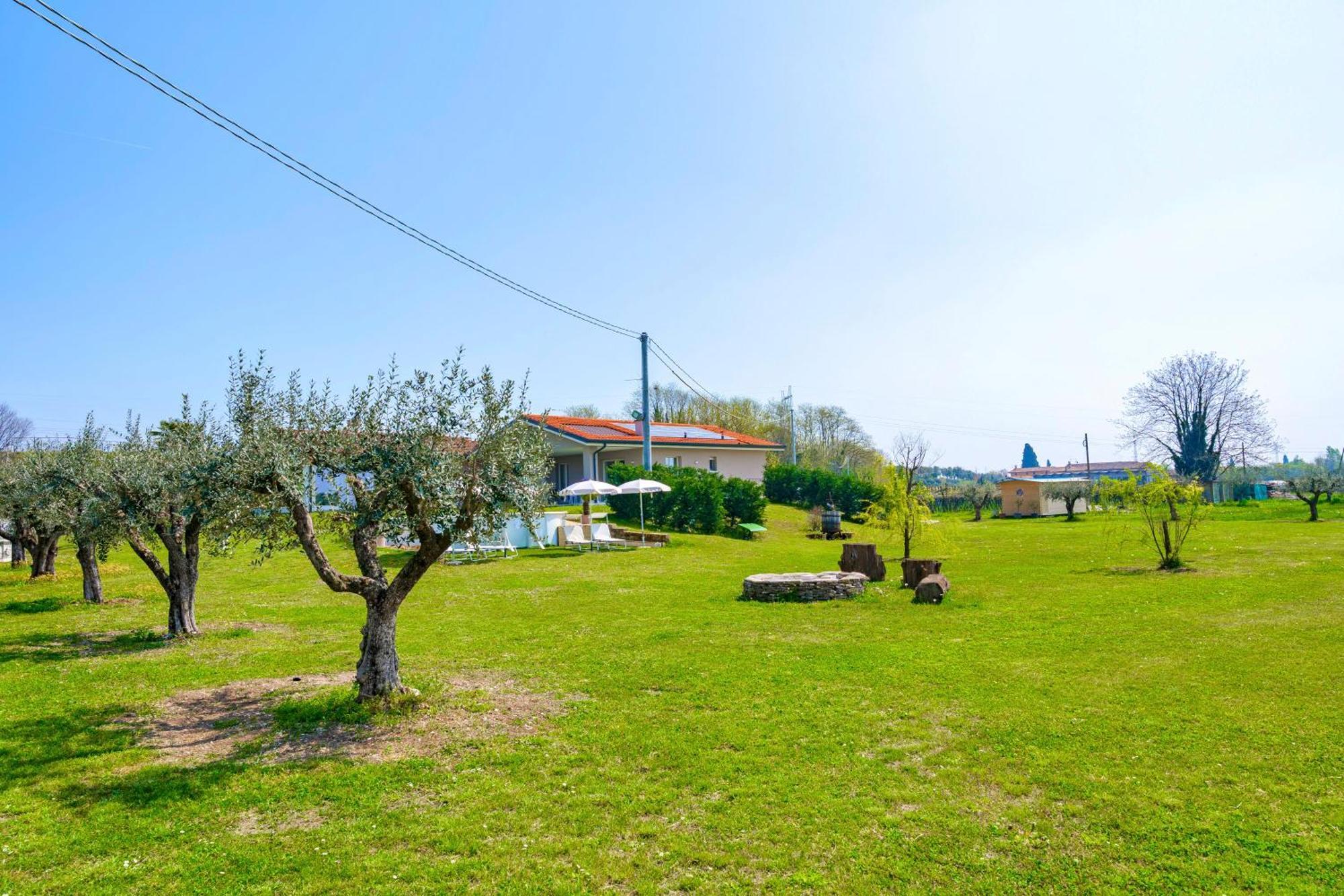 Lagobaldo Apartments - Regarda Travel Cola  Екстер'єр фото